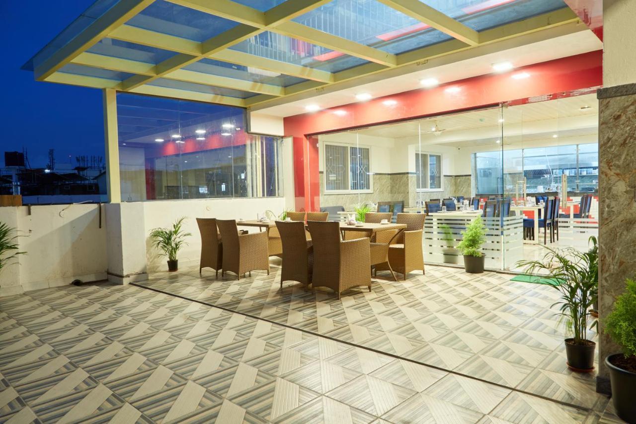 Vovo Premier Hotel Bengaluru Kültér fotó