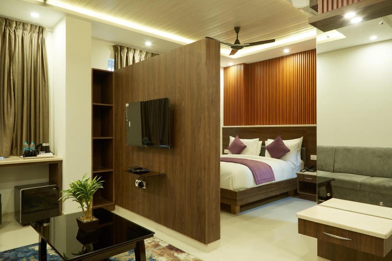 Vovo Premier Hotel Bengaluru Kültér fotó