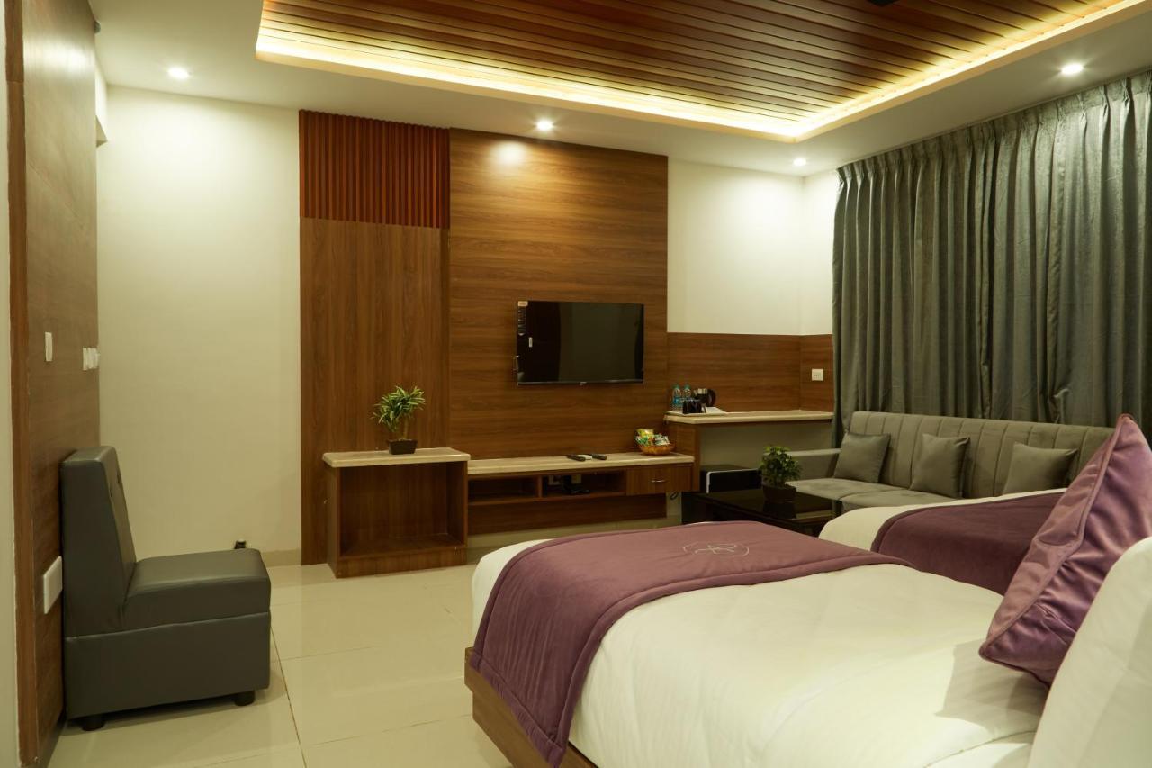 Vovo Premier Hotel Bengaluru Kültér fotó