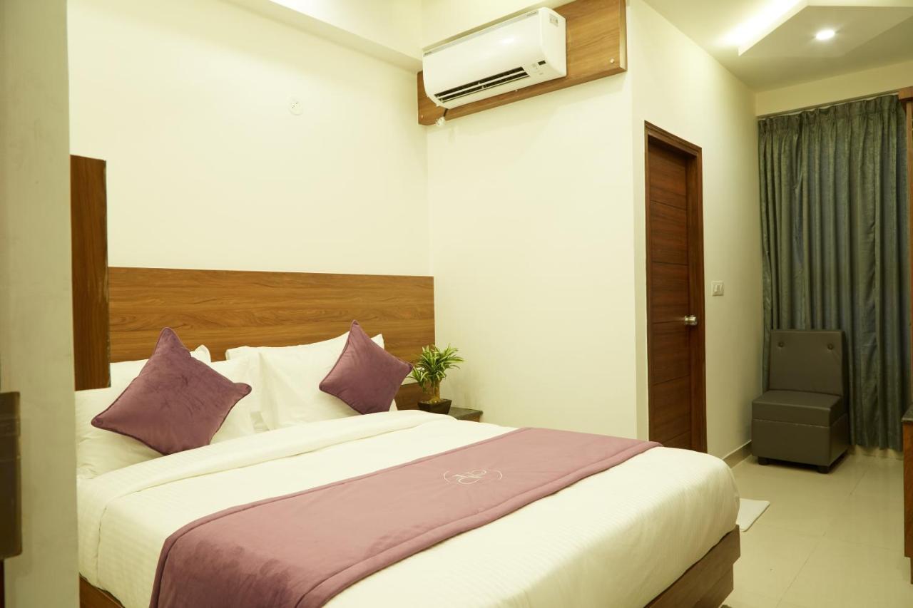 Vovo Premier Hotel Bengaluru Kültér fotó